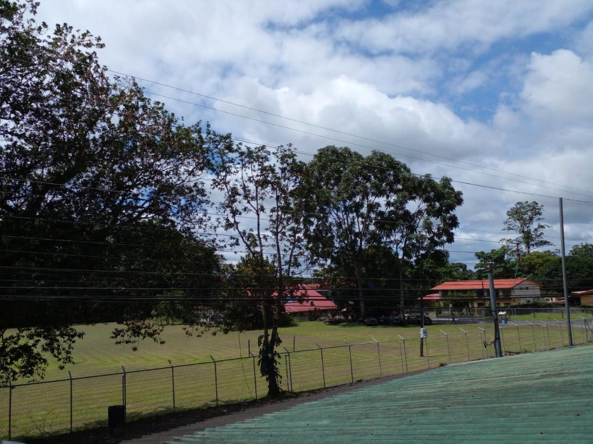 La Pension Backpackers La Fortuna Dış mekan fotoğraf